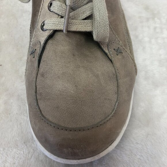 Classic Walker Taupe Sneakers Size 38 (7.5 US) - Picture 11 of 12